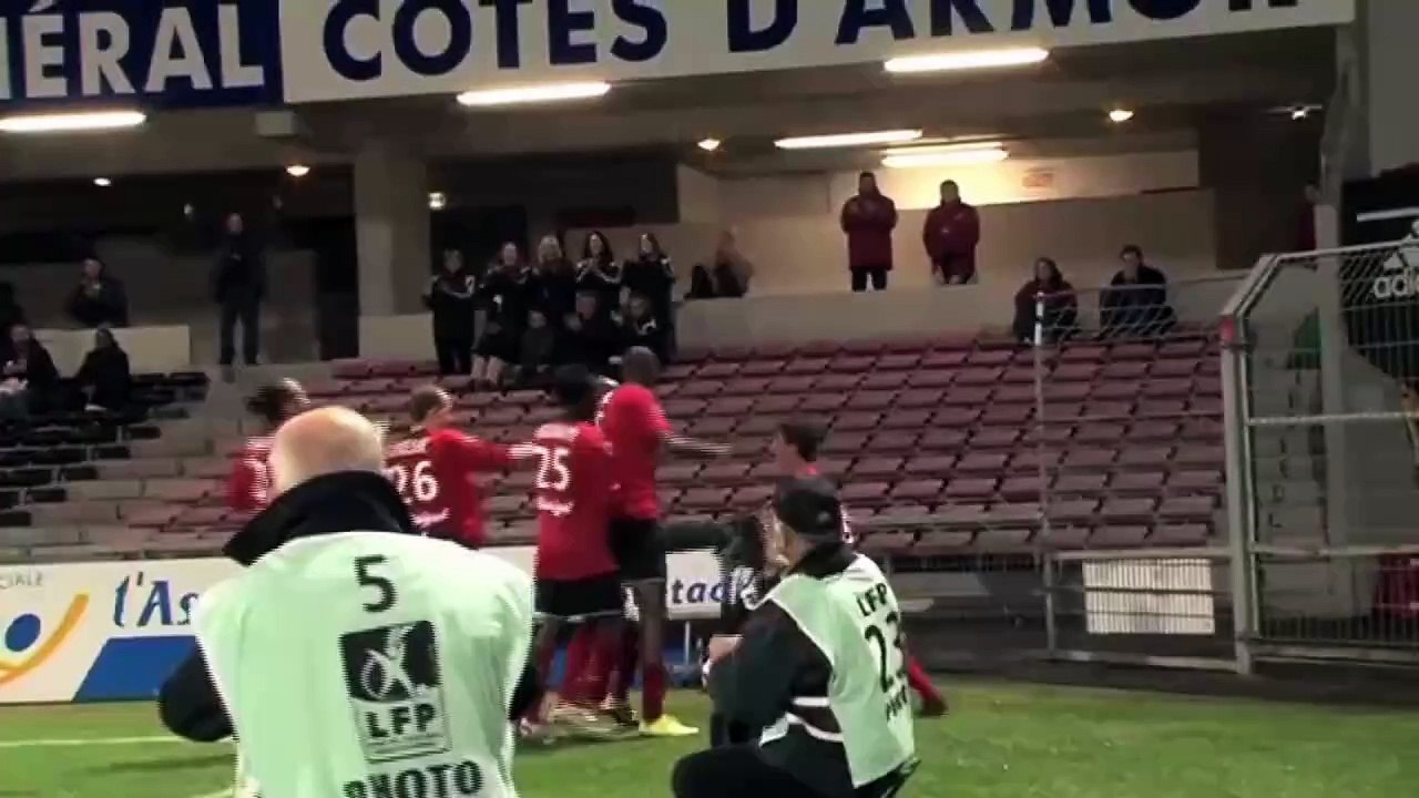 2010-2011 - J14 - GIRESSE 2 -GUINGAMP - FREJUS ST RAPH 3-1