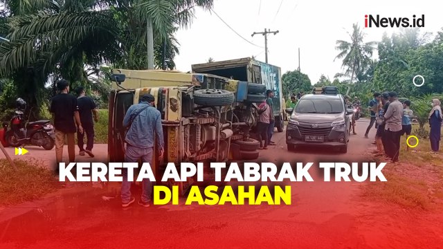 Truk Muatan Air Mineral Ditabrak Kereta Api di Perlintasan Tanpa Palang Pintu di Asahan