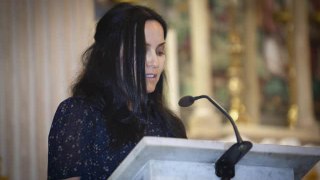 Andrea Corr returns to Sister Clare Crockett Retreat and performs beautiful rendition of Amazing Grace
