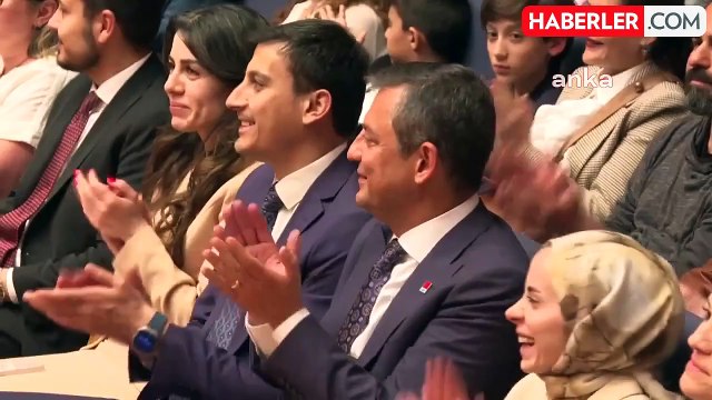 Özgür Özel, Bilkent Çocuk Senfoni Orkestrası Konserini İzledi