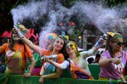 Uluslararası Portakal Çiçeği Karnavalı'ndan muhteşem kortej görüntüleri