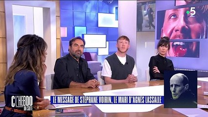Eddy de Pretto très ému après avoir reçu un message bouleversant du mari d'Agnès Lassalle, enseignante tuée à Saint-Jean-de-Luz dans "C l'hebdo"