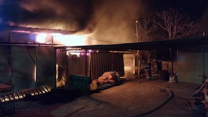 경북 상주 곶감 창고에 불...1,300만 원 피해 / YTN