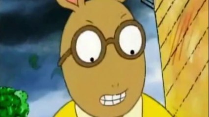 Arthur Smashes DW in the 'ead