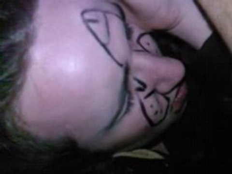 Bob,bourré,déchiré,et tagué par dim!