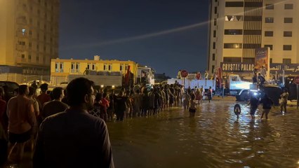 Al Wahda Street Floods: Latest Updates on the Heavy Rain Impact 🌧️