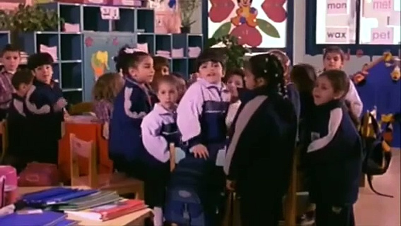 فيلم حرامية فى كى جى تو كريم عبدالعزيز و حنان ترك  ومحمد رجب
