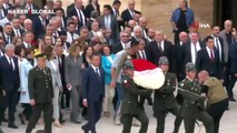 CHP Genel Başkanı Özgür Özel Anıtkabir'i ziyaret etti