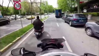 İstanbul’da motosikletle film gibi kovalamaca!