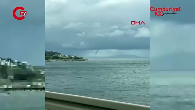 İzmir'in Foça ilçesi açıklarında hortum paniği!