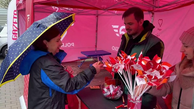 Gazeta Lubuska. Zielona Góra. Akcja Ekologiczna Gazety Lubuskiej Drzewko za surowce wtórne