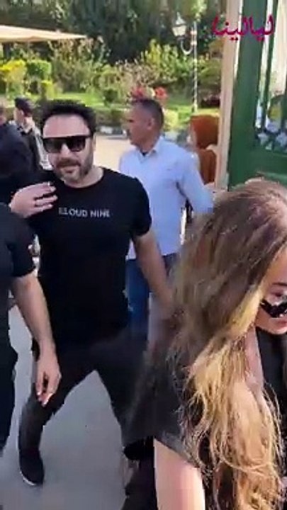 أحمد السعدني يصطحب جثمان والده وحضور أحمد السقا ومحمد عادل إمام والعديد من الفنانين جنازة الراحل صلاح السعدني