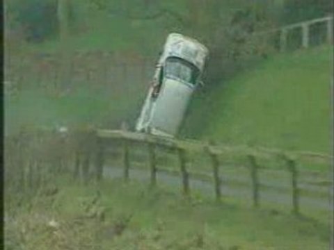 ACCIDENT Crash voiture de rallye