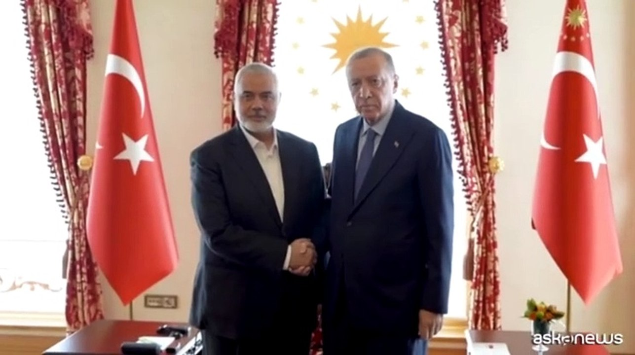 Il leader di Hamas, Ismail Haniyeh, ricevuto a Istanbul da Erdogan