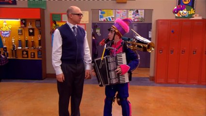 Mr Young - 1x09 Monsieur Le Chanteur