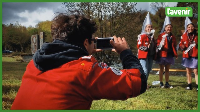 Le Vent D Gaume, au Lac de Rabais, une course de radeaux pour les mouvements de jeunesse