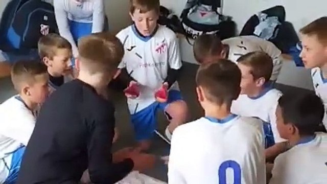 Célébration victoire ! FC Dieppe 3 / ES Tourville (championnat U13 D3 le 20 avril 2024)