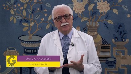 Fake news sul cibo, "Gli alimenti vanno scongelati a temperatura ambiente?": cosa dice l'esperto