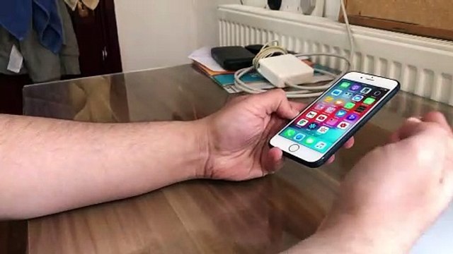 How to ADD a Screen Protector To Your iPhone & Remove the Bubbles - Basic Tutorial | New