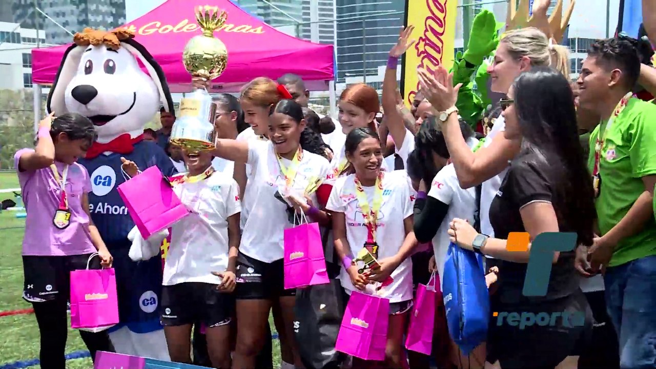 Finaliza el torneo el fútbol femenino Golerinas ÚNICOS