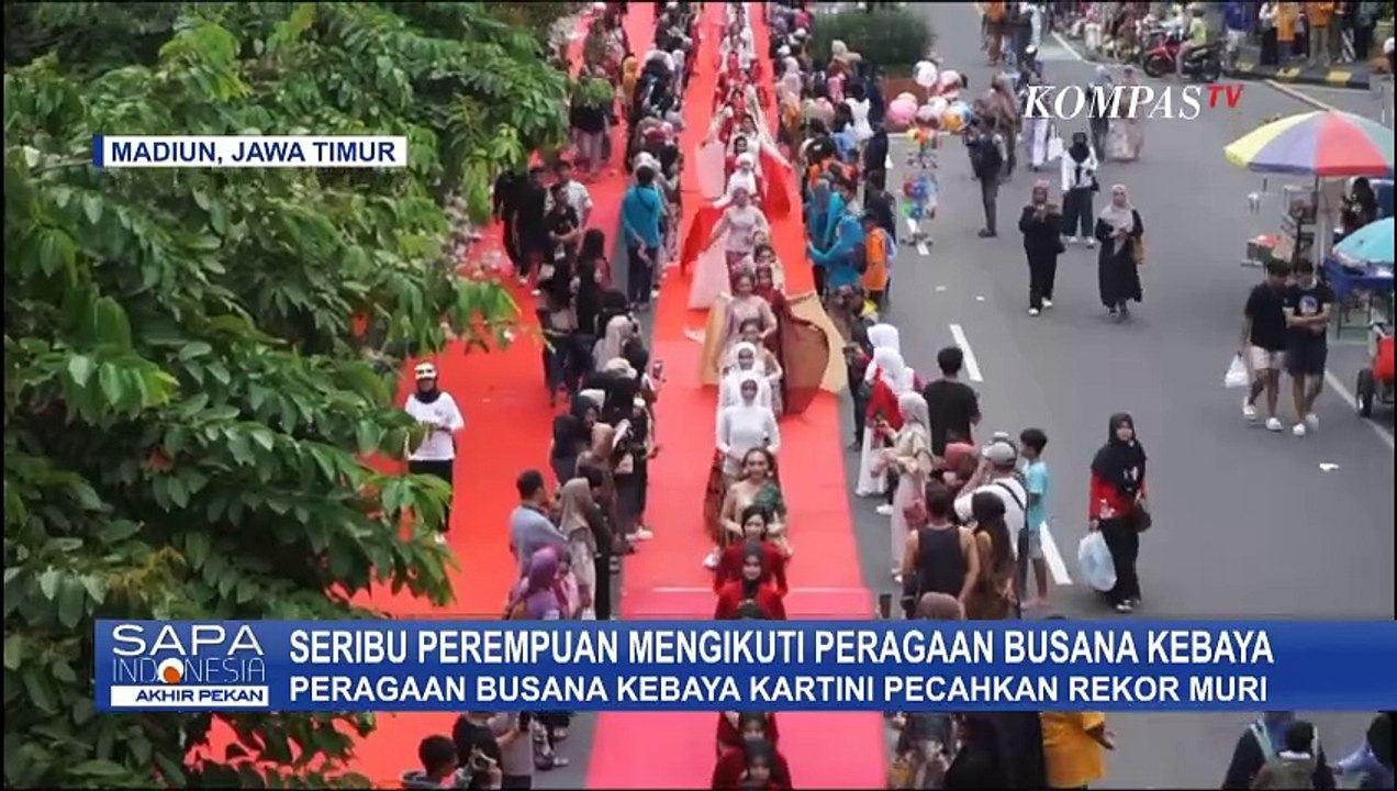 Peragaan Busana Kebaya Kartini di Madiun Raih Rekor MURI Catwalk Terpanjang se-Indonesia