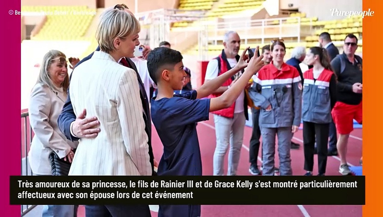 PHOTOS Charlene de Monaco câlinée par Albert : ce geste très tendre et spontané du prince capturé par les photographes à Monaco