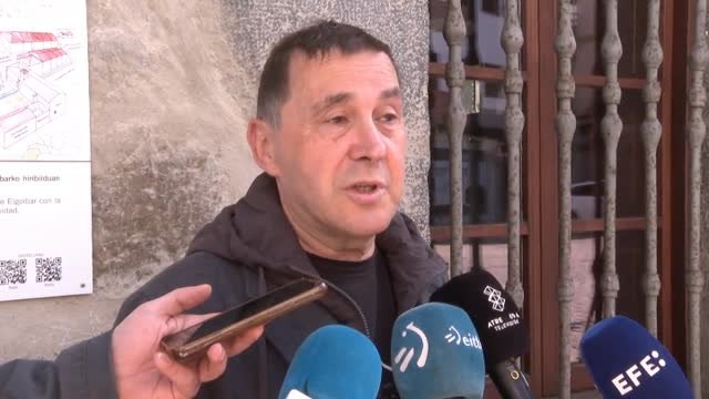 Arnaldo Otegi vota en Elgoibar: Hay una tendencia al alza de la izquierda soberanista