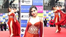 Urfi Javed इस Glamorous Look में पहुंची Social Nation Event, dress ने किया परेशान, Actress हुई तंग!