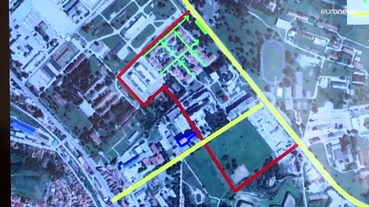 شاهد: قنبلة تزن طنا من مخلفات قصف حلف الأطلسي تتم إزالتها بأمان من موقع بناء صربي