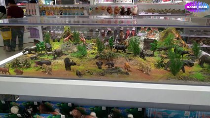 mainan anak super keren & komplit hanya di KKV Mal Taman Anggrek