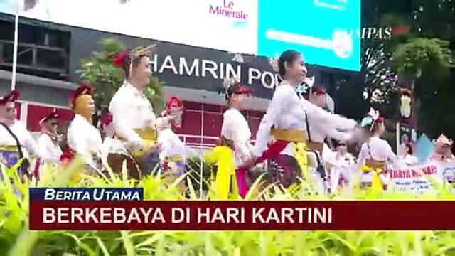 Hari Kartini, Perempuan Berkebaya Gelar Parade