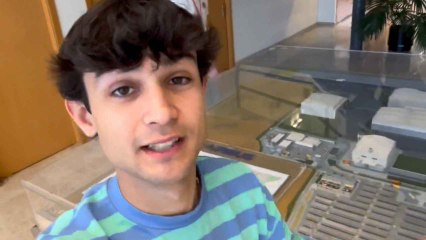 Un día en la planta de Airbus en Sevilla: tablet con Alexa o gafas de realidad virtual para los trabajadores