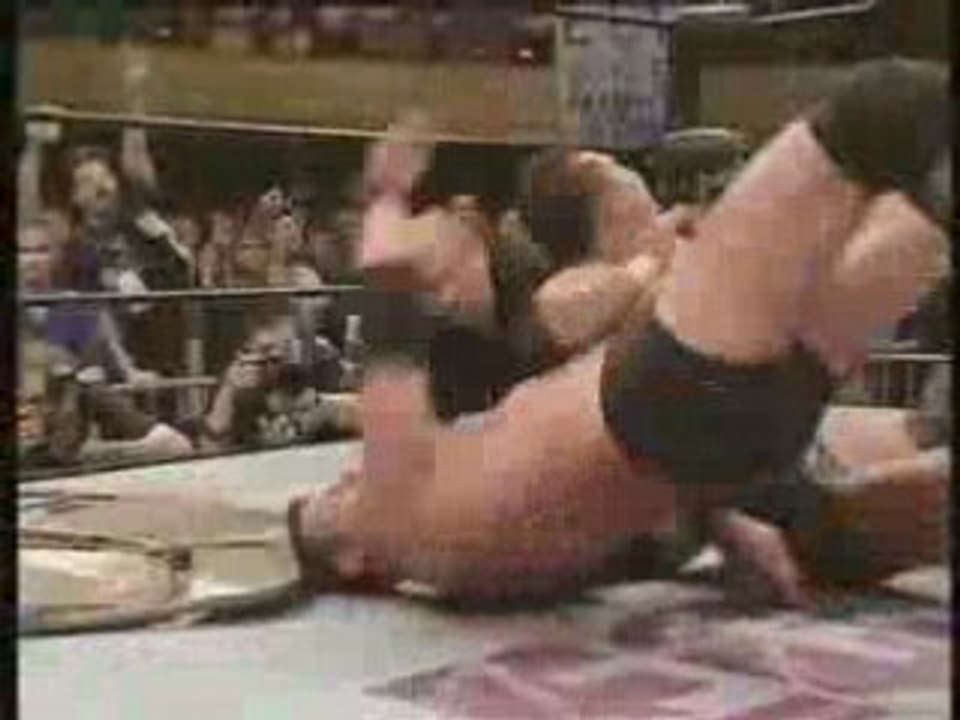 Catch table mike awesome vs masato tanaka