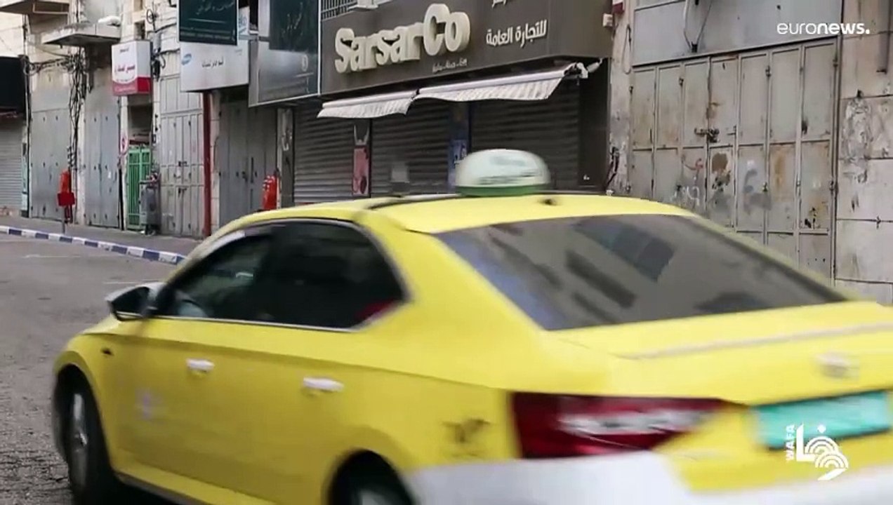 المحلات التجارية في الضفة الغربية المحتلة تستجيب للإضراب العام بعد اقتحام مخيم نور شمس