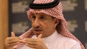 تصريح وزير السياحة السعودي عن الكحول يثير الجدل