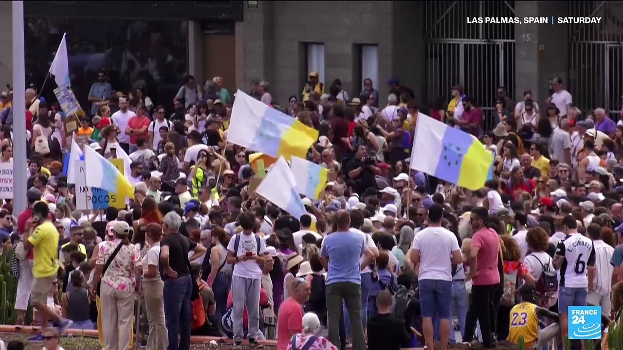 Mass protests in Canary Islands decry overtourism