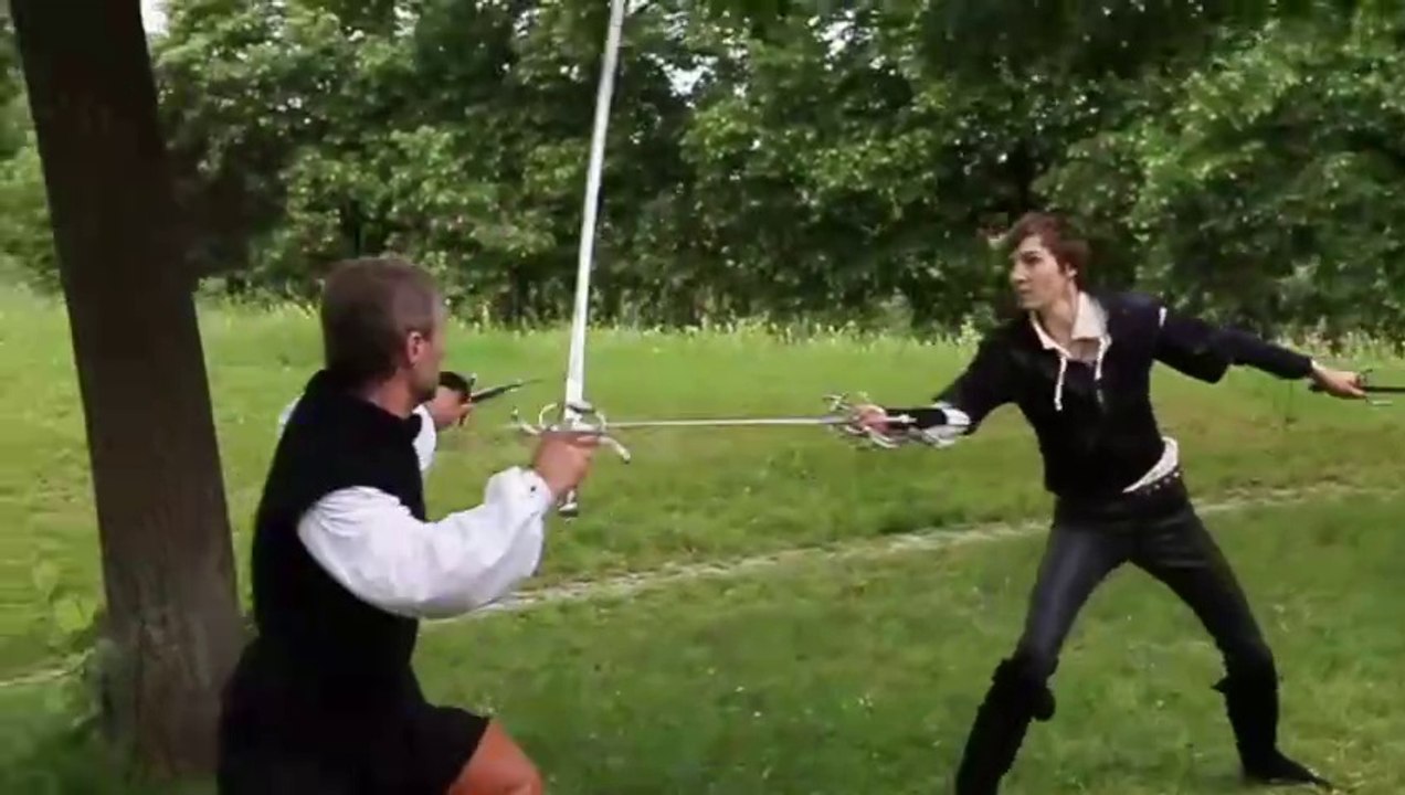 Romeo and Tybalt Sword Fencing