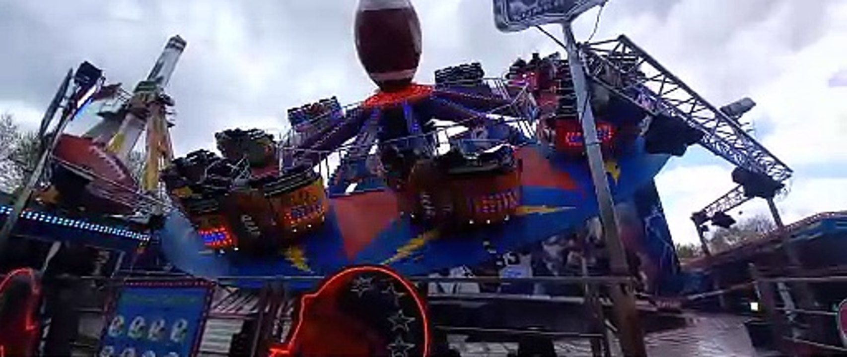 Foire des Rameaux de Grenoble 2023  #france #grenoble #divertissement  #sensations #manège #foire  (5)