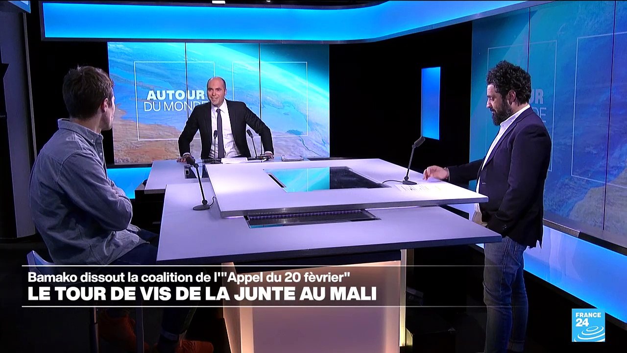 Au Mali, la junte au pouvoir verrouille la scène politique