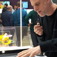 Découvrez le 1er ordinateur transparent : innovation impressionnante ou simple effet visuel ? 💻