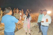 डीएम ने देर रात खदान में मारा छापा मचा हड़कंप