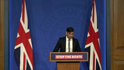 Premiê britânico reforça confiança em plano de expulsão de imigrantes ilegais para Ruanda