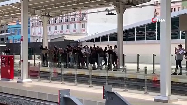 İmamoğlu ile sergi gezen Almanya Cumhurbaşkanı'na Filistin protestosu!