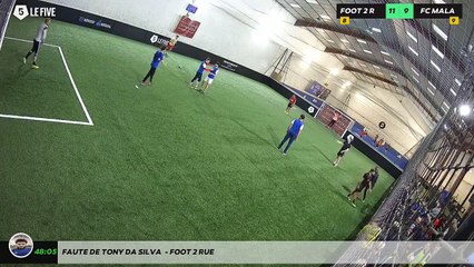 Faute de Tony Da Silva  - FOOT 2 RUE
