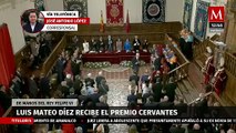 De manos del Rey Felipe VI, el escritor Luis Mateo Díez recibe el Premio Cervantes