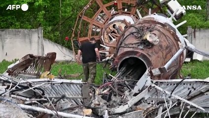 Ucraina, Kharkiv: i rottami della torre tv abbattuta