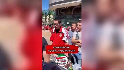 Torino, allontanati durante un banchetto per la raccolta firme: «O ve ne andate o ve ne andate». Presidio di protesta