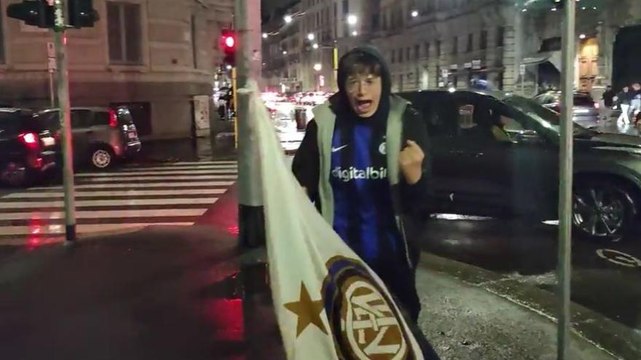 La festa interista non si ferma: caroselli in città in piena notte