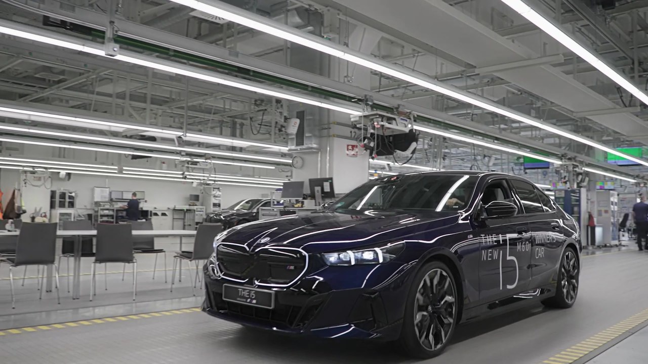 Patrik Kühnen im BMW Group Werk Dingolfing