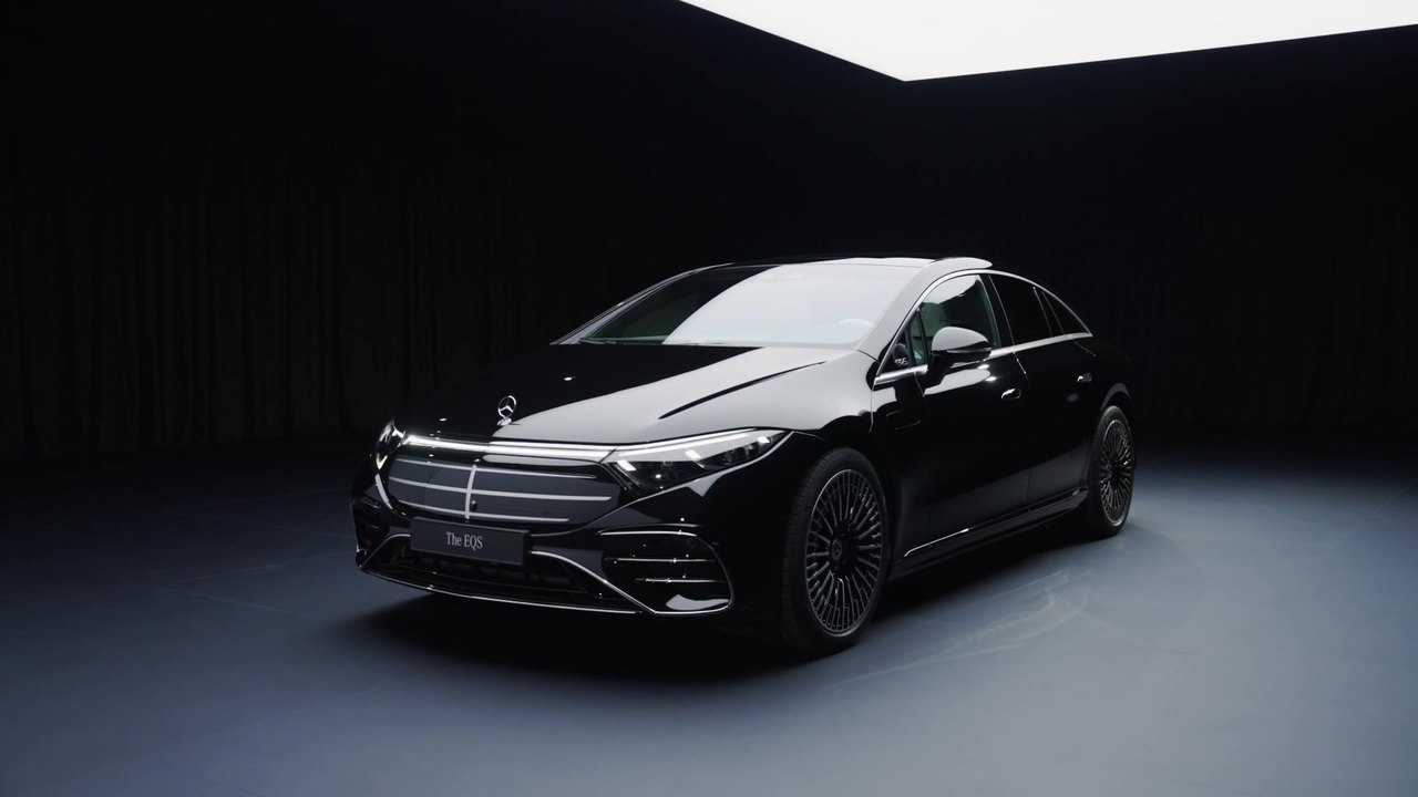 Der neue Mercedes-Benz EQS - Hochwertige Sonderedition - schwarzer Lack und weißes Leder Nappa